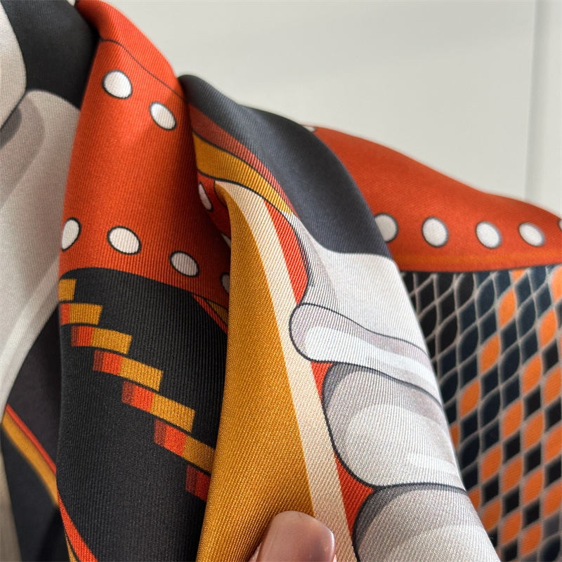Saddle Print Silk Scarf Luxury - огляд і ціна Travel Accessories Neck