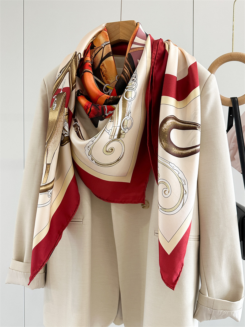 Horse Silk Scarf Luxury Design - огляд і ціна Travel Accessories Neck